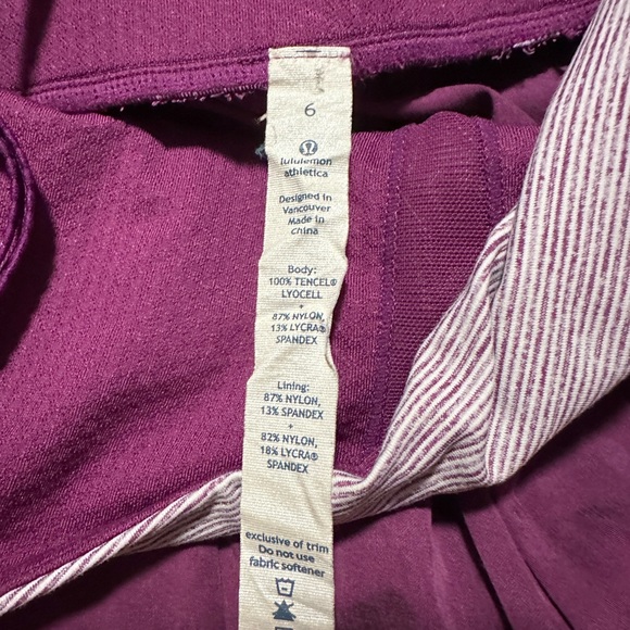 Purple, Lululemon tank - Picture 4 of 4